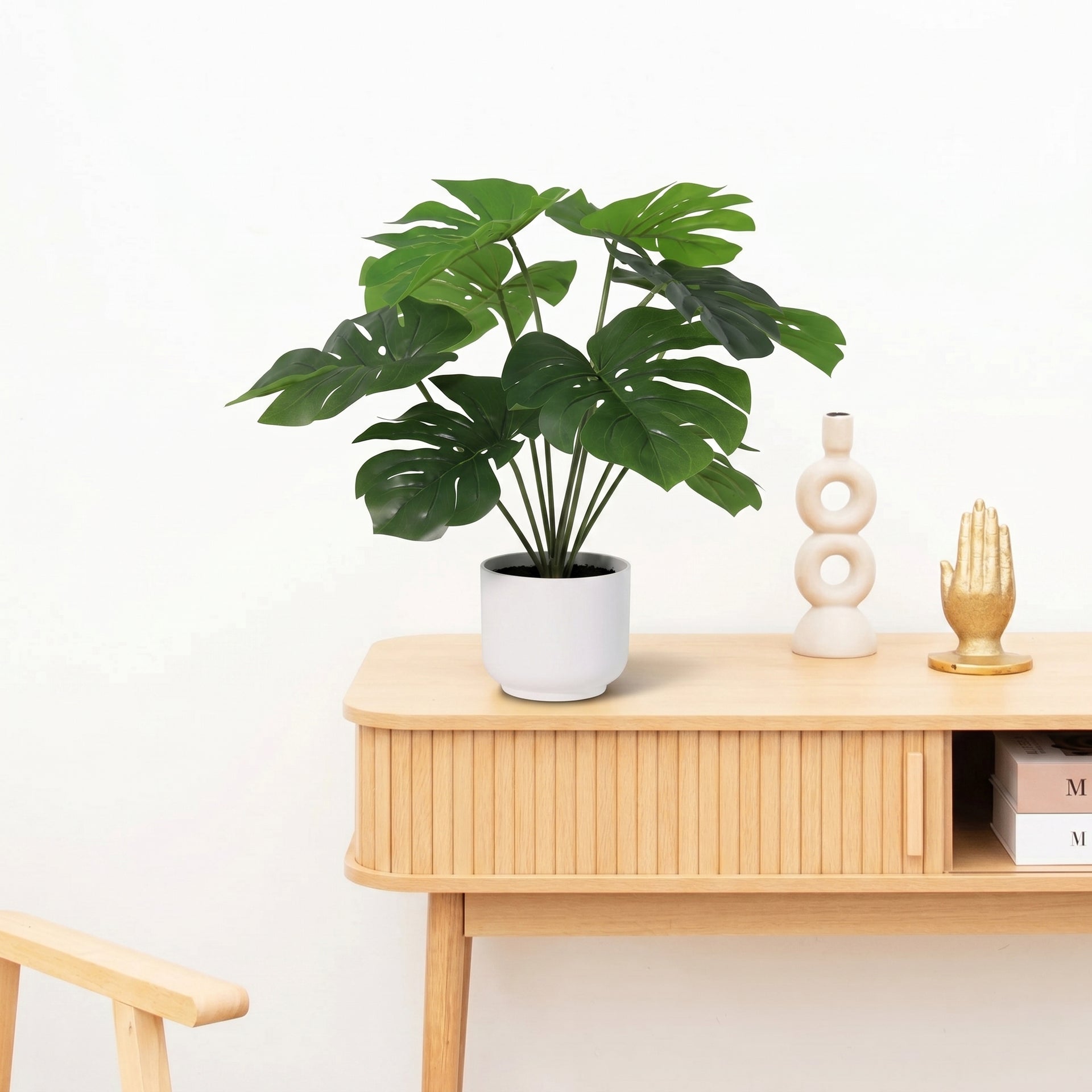 Künstliche Monstera Deliciosa mit weißem Topf